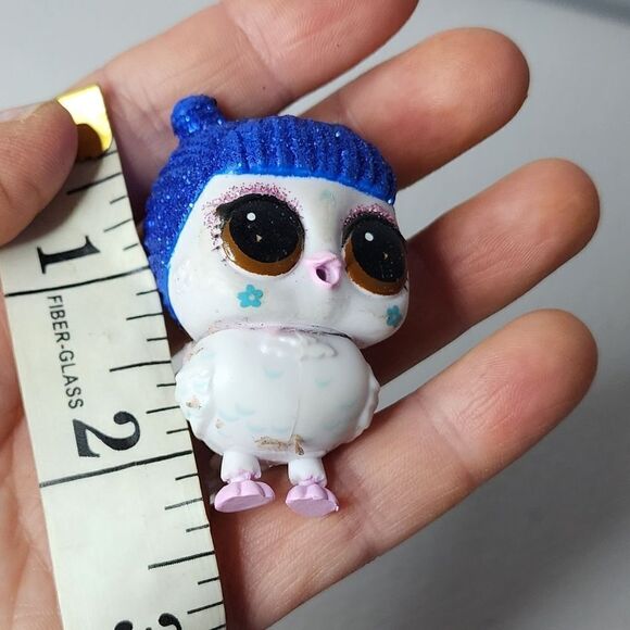 LOL Surprise Pets Winter Disco Glitter Series Hootie Q.T. Ultra Rare - Picture 3 of 5